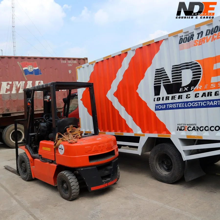 nde cargo loading barang, sewa container layanan corporate b2b project cargo, perusahaan ekspedisi, ekspedisi jakarta kaimana