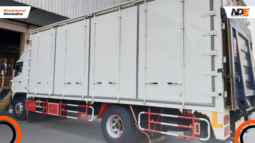 Cargo profesional untuk UMKM di Bekasi dan Jakarta dengan layanan pengiriman cepat dan ama